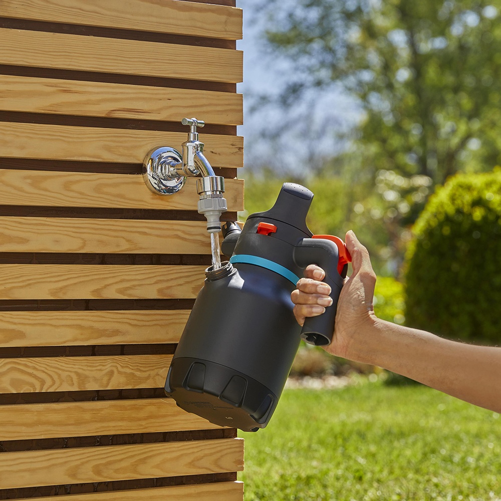 Bình tưới cây áp suất 1.25 lít Gardena 11120-20 Bình tưới cây áp suất 1.25 lít Gardena 11120-20