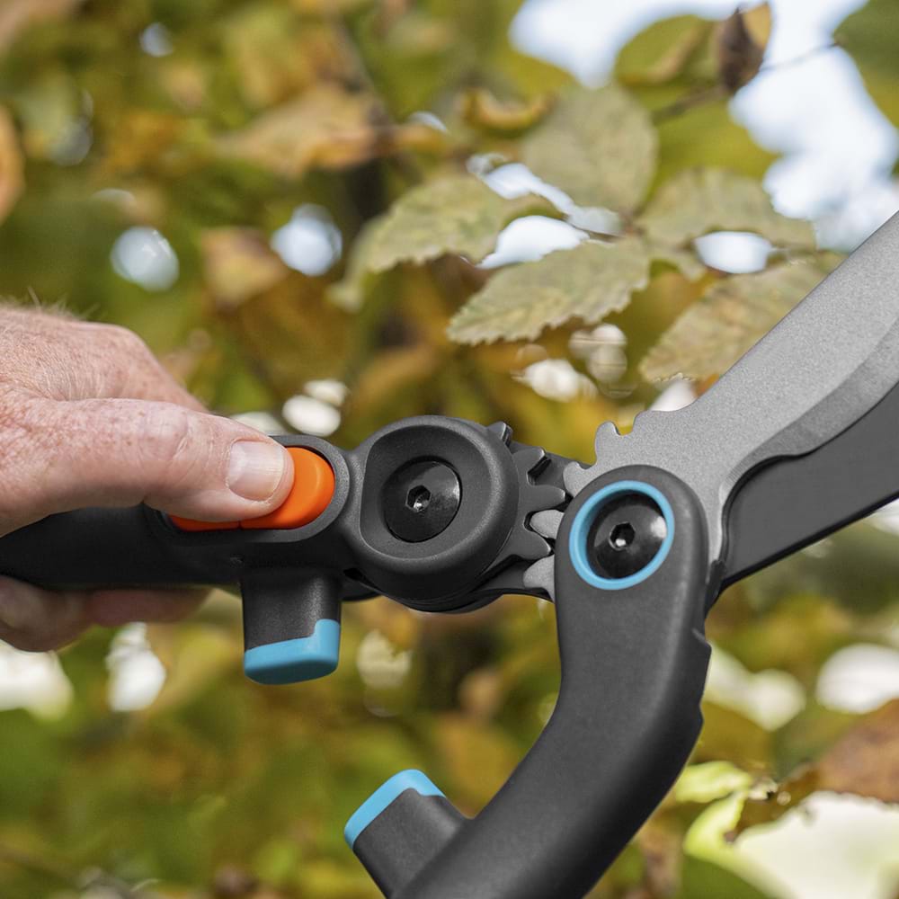 Kéo tỉa rào trợ lực Gardena 12303-20